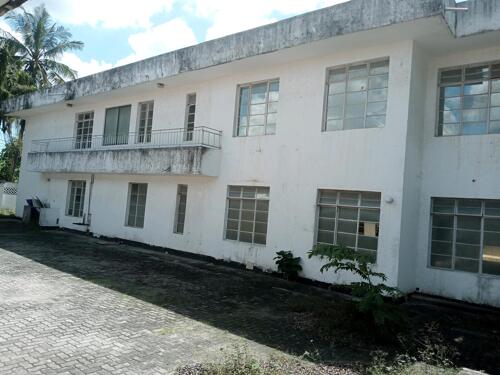 House for Rent 40 Rooms oysterbay $8000