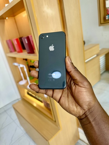 IPHONE 8 ,0675333716