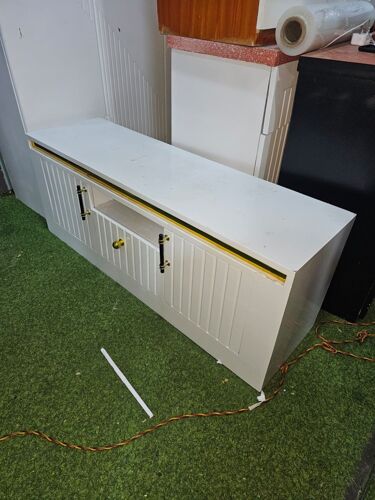 Tv showcase available 