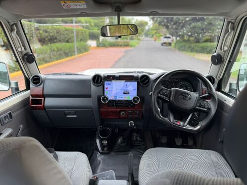 TOYOTA LANDCRUISER PICKUP 