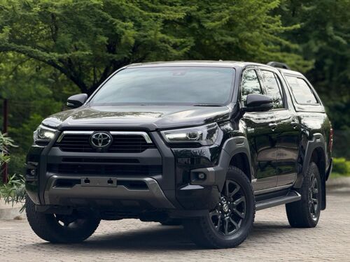 Toyota hillux double cabin 
