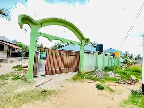 HOUSE FOR RENT