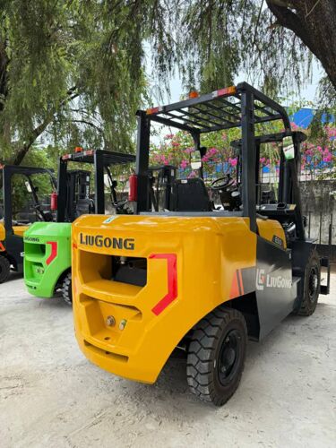 Folk lift zinauzwa 3Ton
