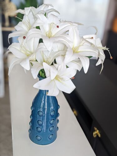 Decorative vase with flowers