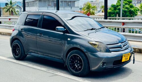 Toyota Ist 