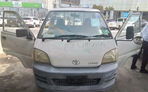 TOWN HIACE NAUZA NEW SAFI 