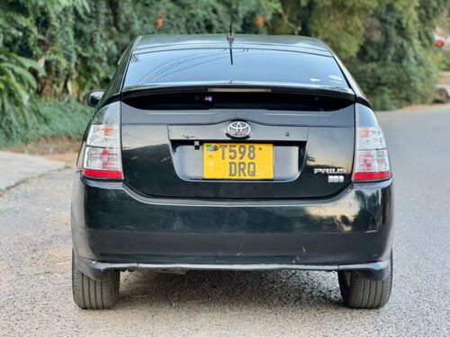 TOYOTA PRIUS HYBRID 