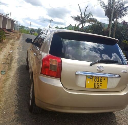 TOYOTA ALLEX INAUZWA 5.4M