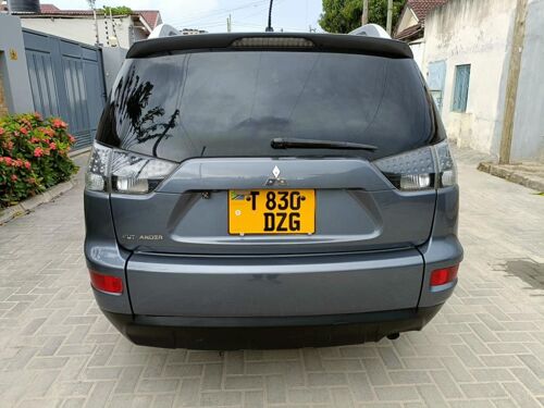 Mitsubishi outlander DZG