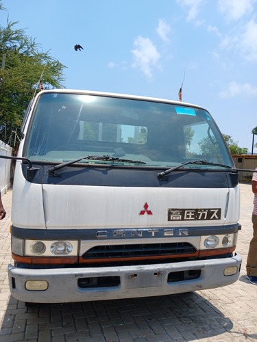 Mitsuibishi Canter 4d35