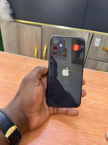 Iphone 11 plain 
