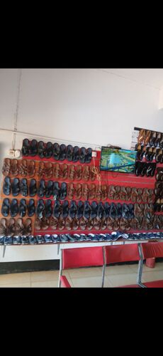 Open shoes