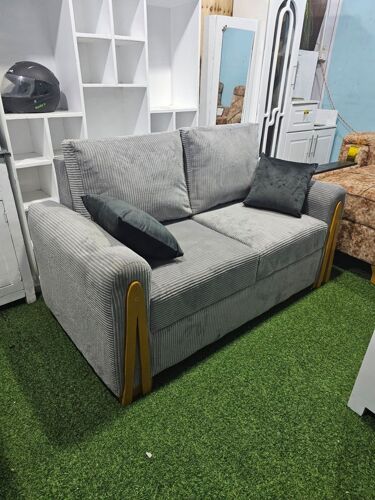 Sofa nzuri ya watu wawili 