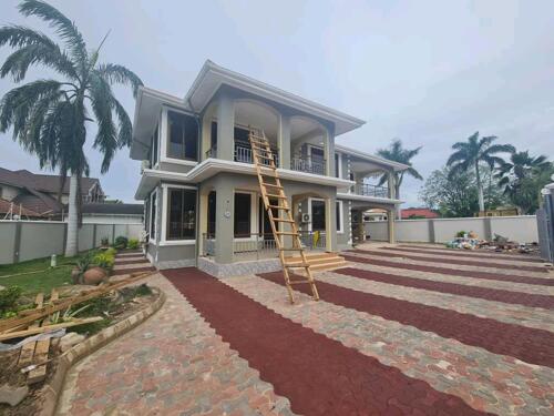 House for sale/Nyumba inauzwa