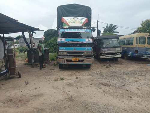 ISUZU FORWARD INAUZWA