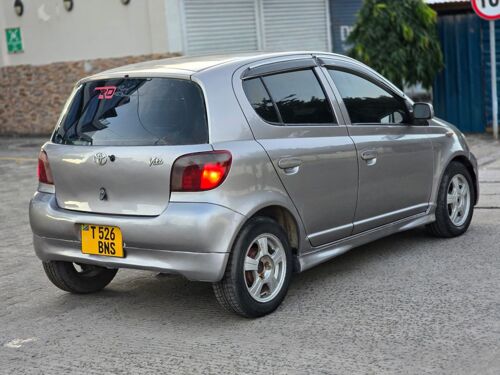 Vitz old model 