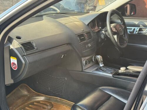 Mercedes Benz C CLASS 