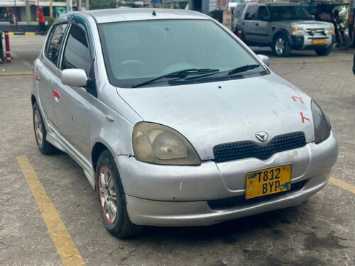Vitz old model 