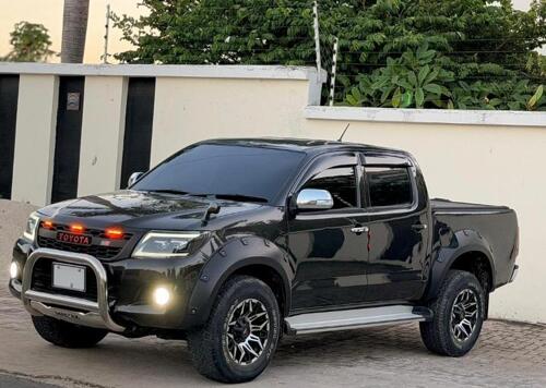 Hilux Vigo kali mil 58 tu