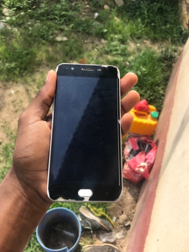 Oppo F1 S 64 Gb Ram4