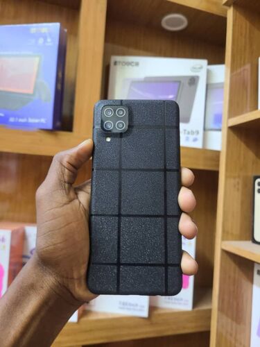 Samsung A12