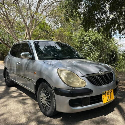 Toyota duet inauzwa 5