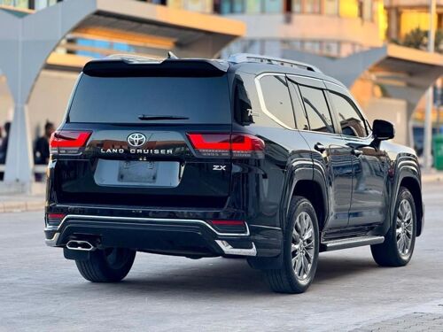TOYOTA LANDCRUISER ZX