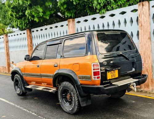 LANDCRUISER