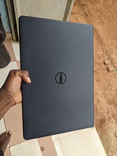 Dell laptop/dual/4GB/500GB