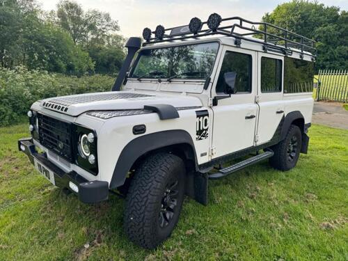 LandRover Defender