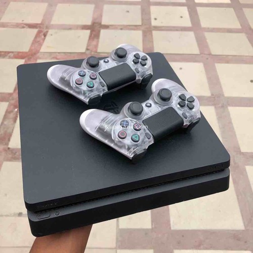 PS4 SLIM