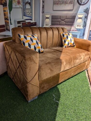 SOFA NZURI SANA YA WATU WAWILI