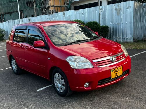 NAUZA TOYOTA RAUM 