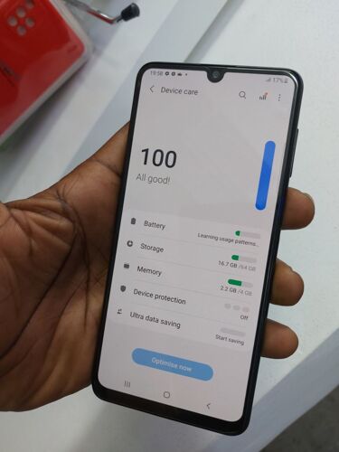SAMSUNG GALAXY M32 GB64 RAM4 
