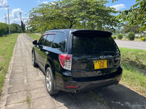 Subaru forester Nzuri Sana 