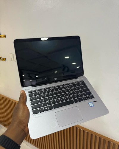 Hp elitebook 1030g1 