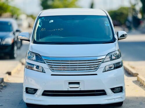 Toyota velfile new cash /mkopo