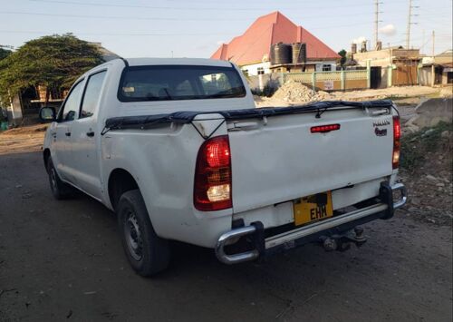 Hilux manual petrol 2TR engine