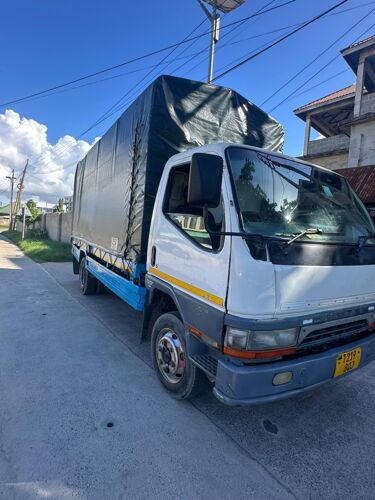 Canter ya mzigo 4d35