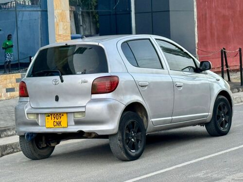 Vitz old model 