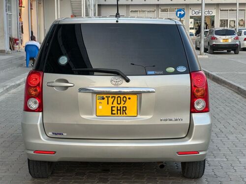 Toyota Raum EHR 