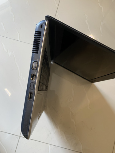 HP Pavilion g7-1329wm Laptop