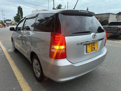 Toyota wish DZN