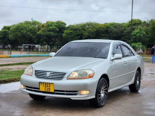 NAUZA TOYOTA MARK 2 GRANDE 