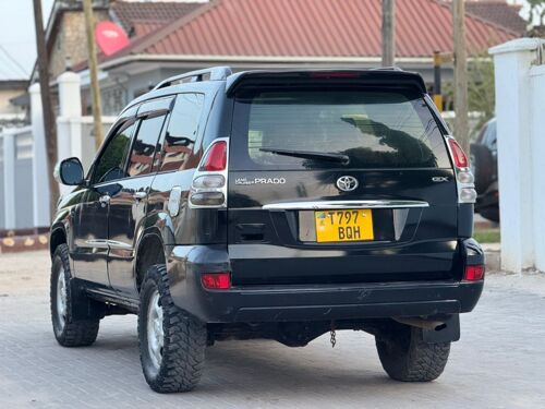 Toyota LANDCRUISER prado 