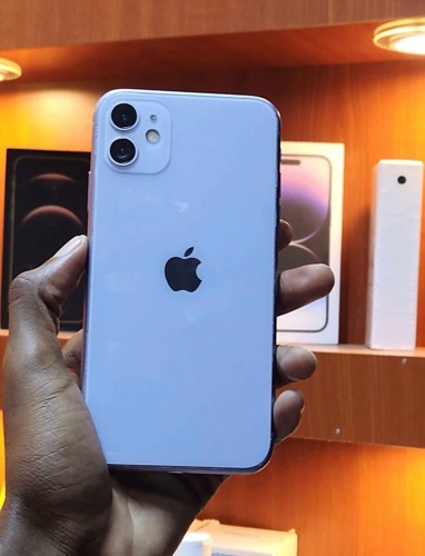 iPhone 11 Plain gb64