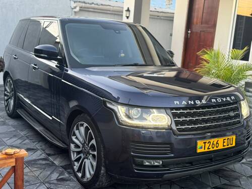 NAUZA LAND ROVER 