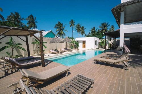 A HOTEL FOR LEASE@ STONE TOWN