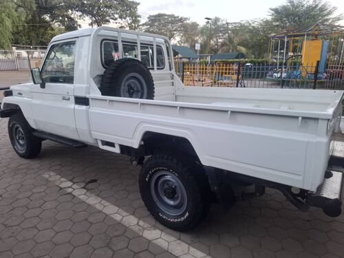 Landcruiser single cabin