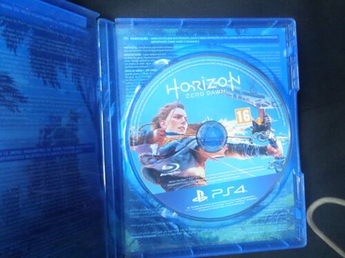 PS4 CD- horizon zero dawn 